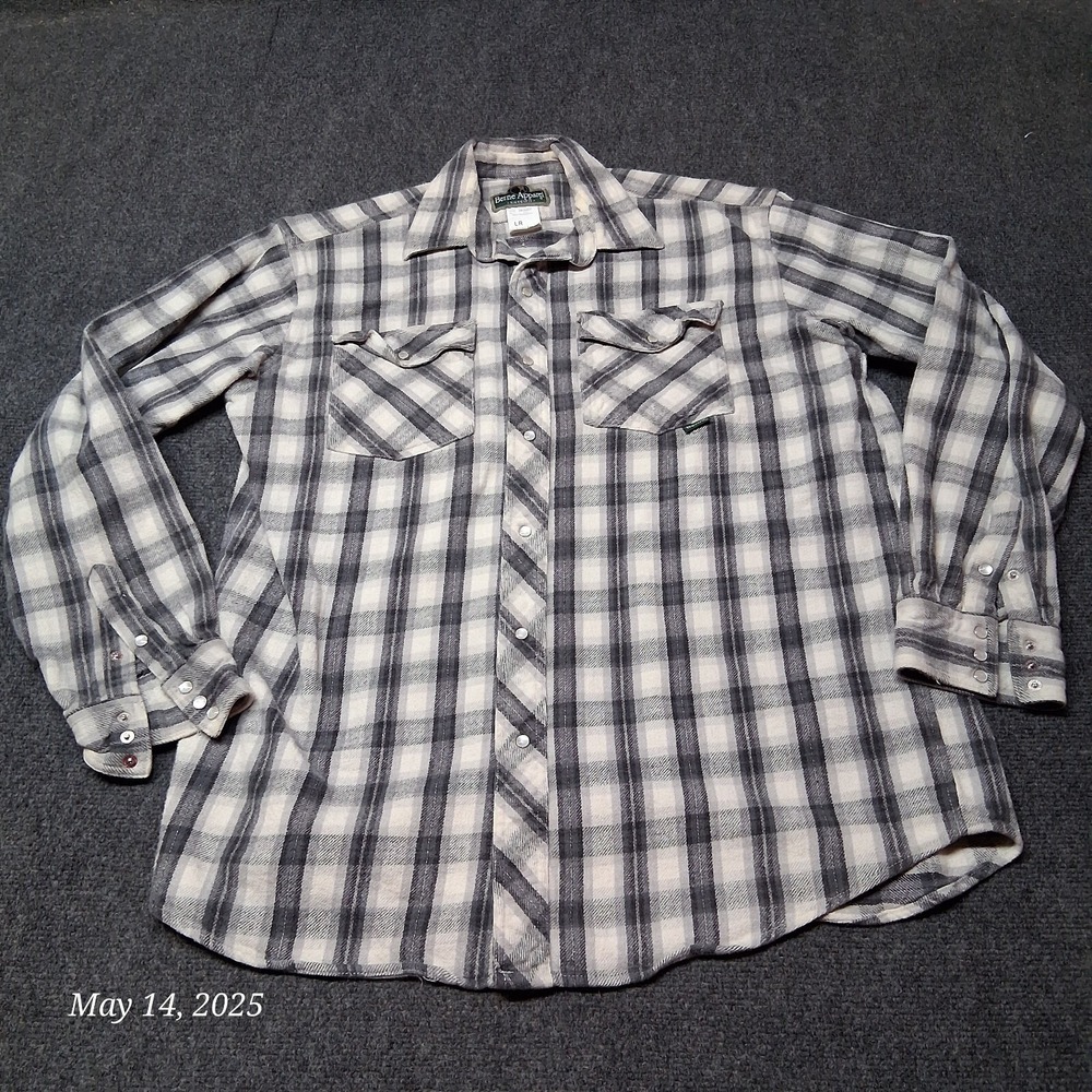 Vintage-Style Gray Plaid Button-Down Shirt - Casual Men’s Shirt